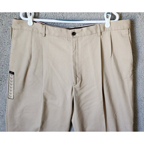 NEW Haggar Work To Weekend Classic Fit No Iron Khaki Dress Pants Size 40 x 34 - Picture 5 of 16